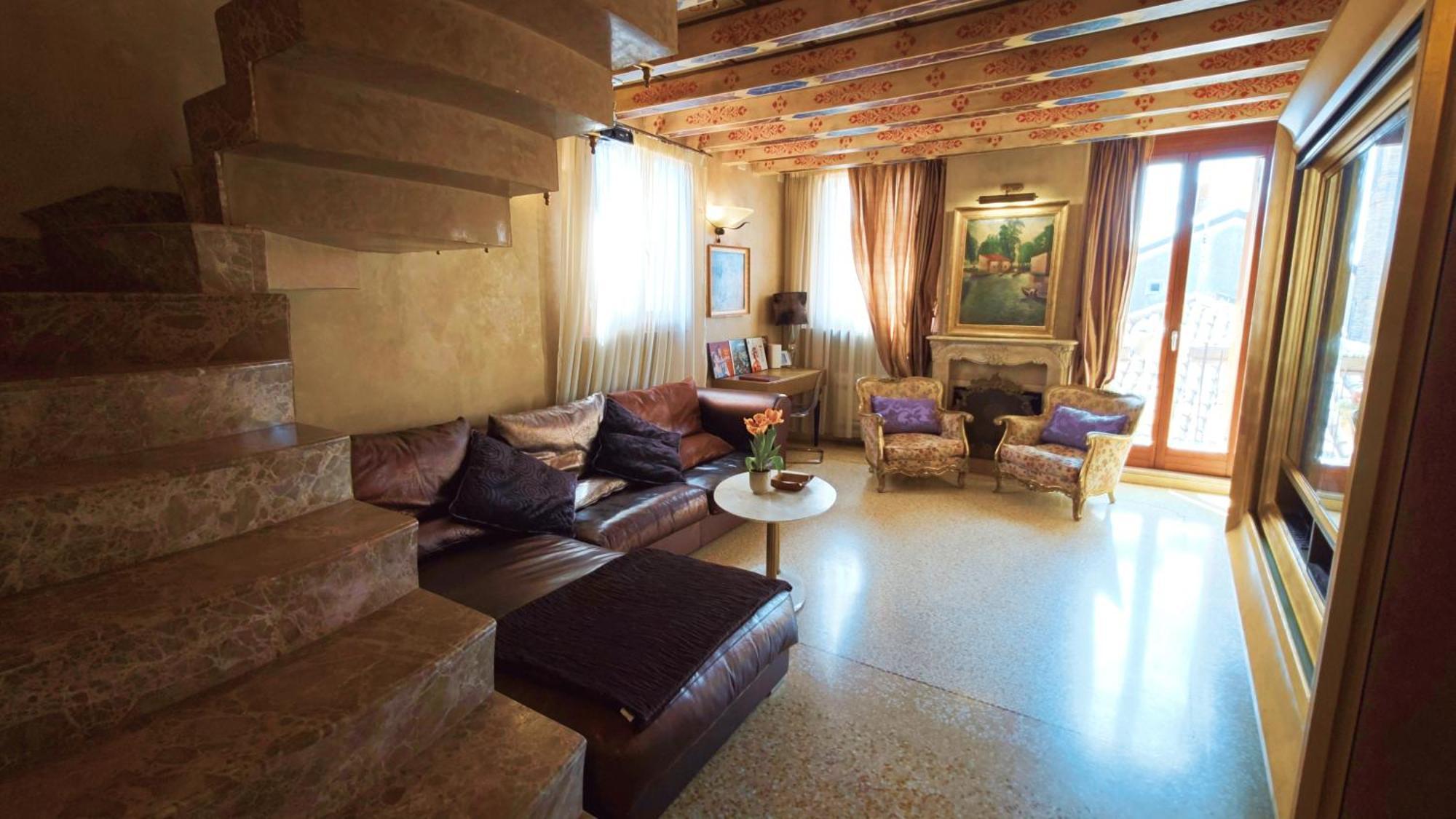 Opera Luxury Apartment ヴェローナ エクステリア 写真